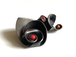 Modernista iparművészeti ötvös ékszer bross/kitűző