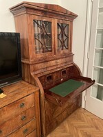 Antik mahagóni írószekreter rejtett fiókokkal