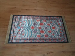 Prémium Török Műselyem Dekoratív Kisszőnyeg – 120 x 65 cm