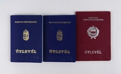 1X020 3 darab Magyar útlevél