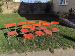 Retro piros óvodás fémvázas kis szék eladó!