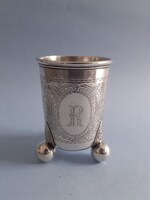 Csodálatos vésett dán golyólábú ezüstpohár, 1889