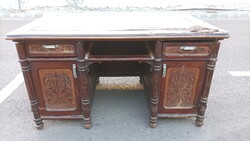 Antik íróasztal székkel