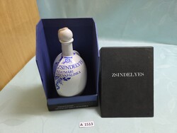A1513 Zema Zsindelyes szilvapálinkás üveg díszdobozban 19 cm