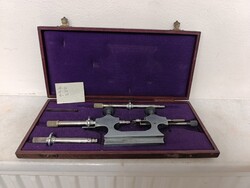 Antik óra szerszám órás műszer eszköz dobozában műszaki régiség 335 5408