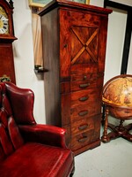 Tömör mahagóni bárszekrény, minőségi fa álló komód , italtartó szekrény gyönyörű állapotban