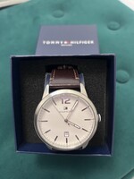 Tommy Hilfiger bőrszíjas Quartz férfi karóra eredeti dobozában