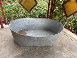 Beautiful galvanized tin bowl with 2 handles, wash basin, flower vase, rural folk decoration