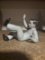 Drasche porcelán „Eleső kisfiú” – ritka gyermekfigura, 12 cm AKCIÓ leírásban!