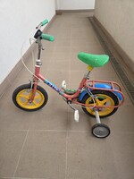Régi 4 kerekű gyerek , gyermek bicaj, kerékpár, bicikli