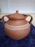 Csíkdánfalvi nagy agyagedény fedővel és 2 füllel
