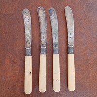 4 régi ezüstözött vajazó kés (17,5x1,8 cm)