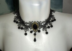 Gótikus fekete csipke choker nyakék.