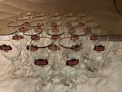 Stella artois 2,5 dl aranyozott szegélyű talpas poharak 1000 Ft darabáron