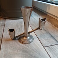 Érdekes régi ezüstözött háromágú gyertyatartó (13,3x13,5x6,5 cm)