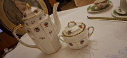 Gyönyörű régi porcelán kiöntők7  es cukortartó virágokkal és arannyal