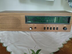 Retro Robotron rádió