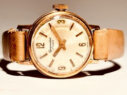 Gigandet svájci női karóra, marha bőrszíjjal, pontos működéssel!