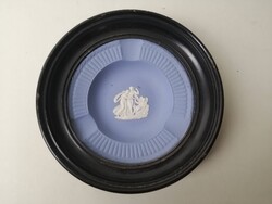 WEDGWOOD HAMUTARTÓ, FALITÁNYÉR KERETBEN