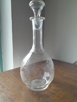 Régi boros üveg  gravírozott szép díszítéssel