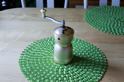 Vintage, rozgold, borsörlő.