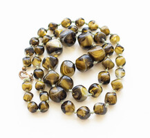 Vintage nyaklánc selymes fényű üveg gyöngyökkel