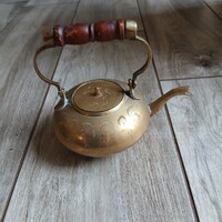 Remek régi réz kiöntő (13x9,5x12,5 cm)