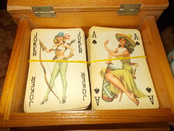 1960-as  PinUp kártya pakli dobozával