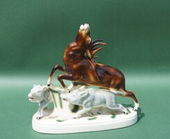 Német Grafenthal porcelán vadászjelenetes figura szarvas vaddisznókkal