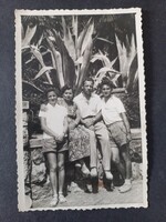 Opatijai nyaralás, Szabadkán dedikálva – Szokol család, 1955