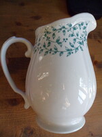 Porcelán kancsó