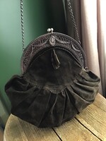 Antik nagy méretű szarvas bőr retikül ezüst díszítéssel, ezüst láncon