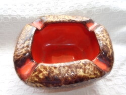 70-es évek rendkívűl élénk Tófej  kerámia tál