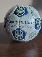 Incheon United 2004 – alapító keret által aláírt labda | Európai légiósokkal!