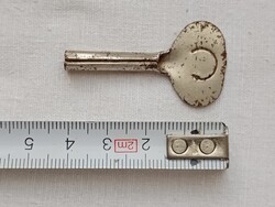 Felhúzókulcs 05 - játék óra felhúzó kulcs □3mm