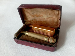 Antik Gillette borotva dobozában eredeti USA-ban gyártott utazó borotva szett 1920-as évek