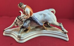 Herendi Toldi a bikával