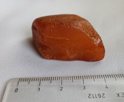 Lengyel nyers borostyán