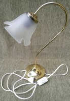 Szarvasi asztali lámpa - sárgaréz - üvegbúra - magasság: 40 cm.