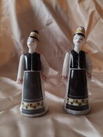 Hollóházi fiúk népviseletben