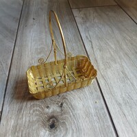 Érdekes régi réz kosárka (12,5x10,8x7,3 cm)