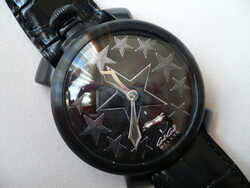 Gagá Milano a very special and beautiful mechanical watch from the fashion capital