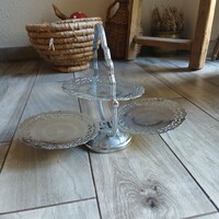 Pompás régi áttört acél háromtálcás kínáló/asztalközép (23x33,7x19,3 cm)