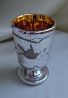 Foncsorozott biedermeier üvegpohár, öblében dúsan aranyozva! Korabeli etikettel!