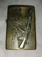 Kantai Zippo AK 47 dombornyomott öngyújtó   N