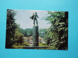 Képeslap (49) - Szovjetunió (Oroszország) - Szaranszk - Hős asztronauták emlékműve 1960-as évek