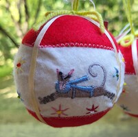 Gisela Graham angol limitált vintage karácsonyi gömb cica macska mintával London