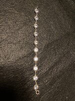 Női ezüstkarkötő, féldrága kövekkel