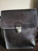 Sorkatonai Magyar Néphadsereg 1970-80 évek kimenő eltáv barna műbőr válltáska 34x28 cm