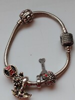 Ezüst Pandora jellegű karkötő